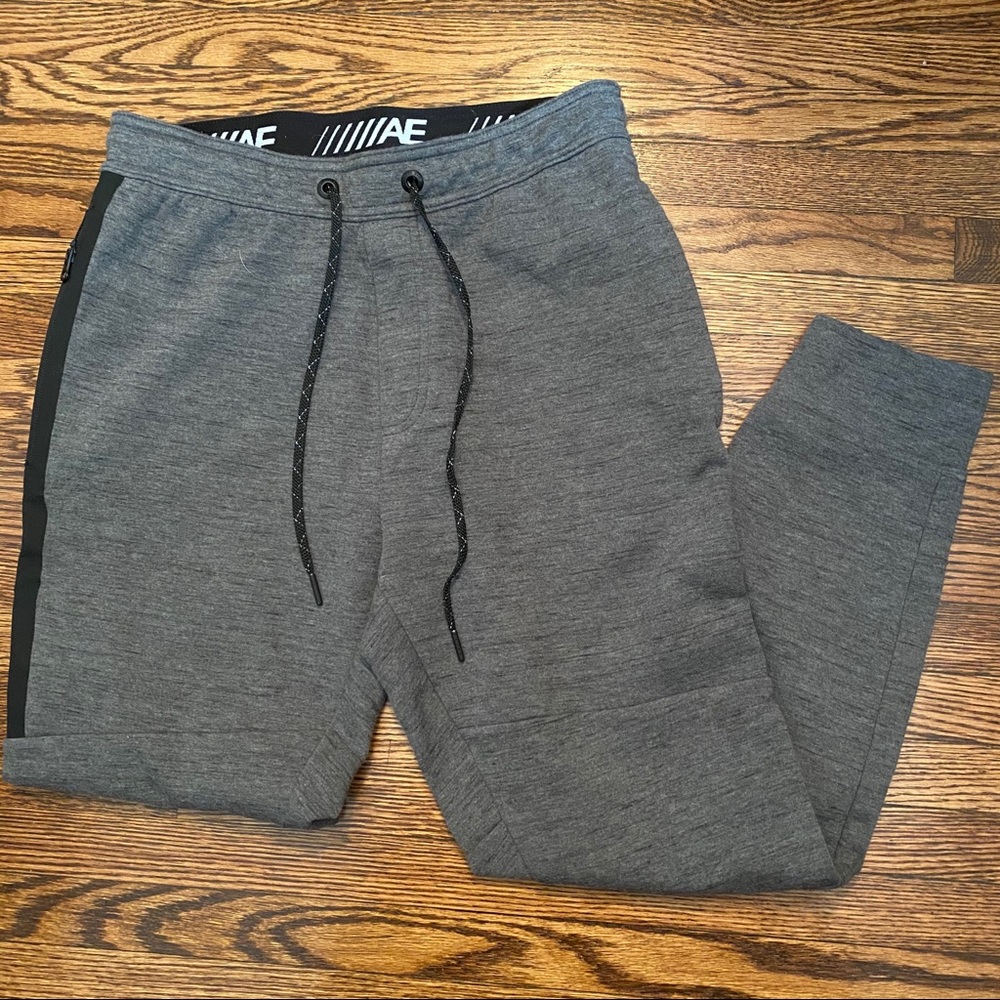 American Eagle active flex joggers